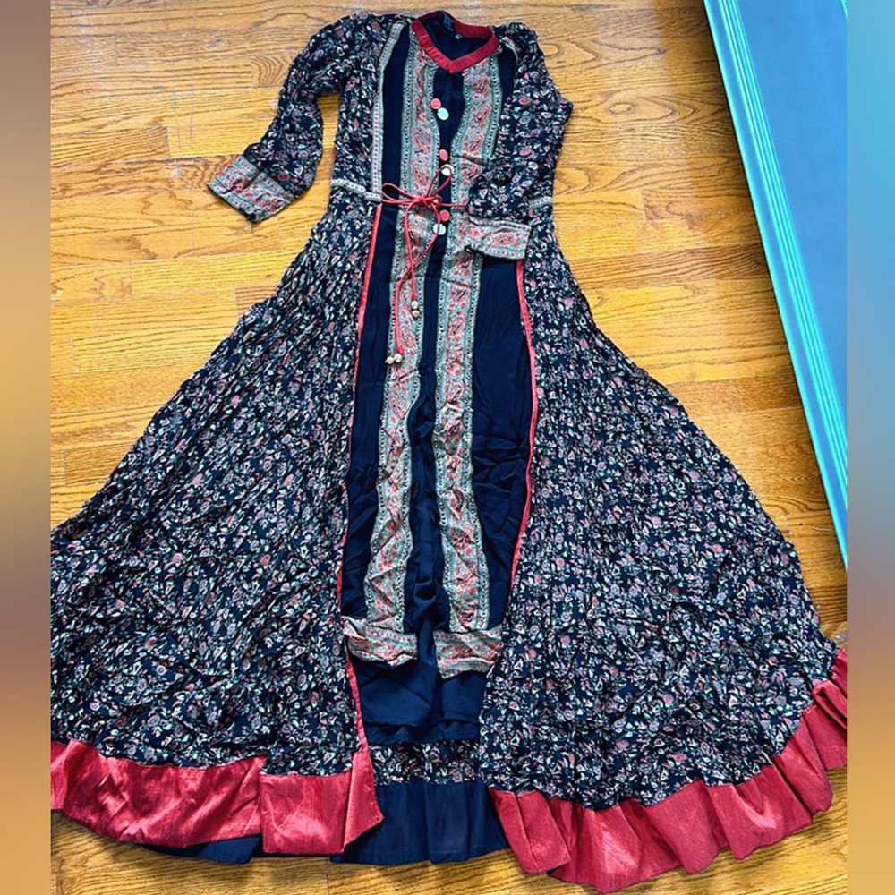 Beautiful Black long Dress!